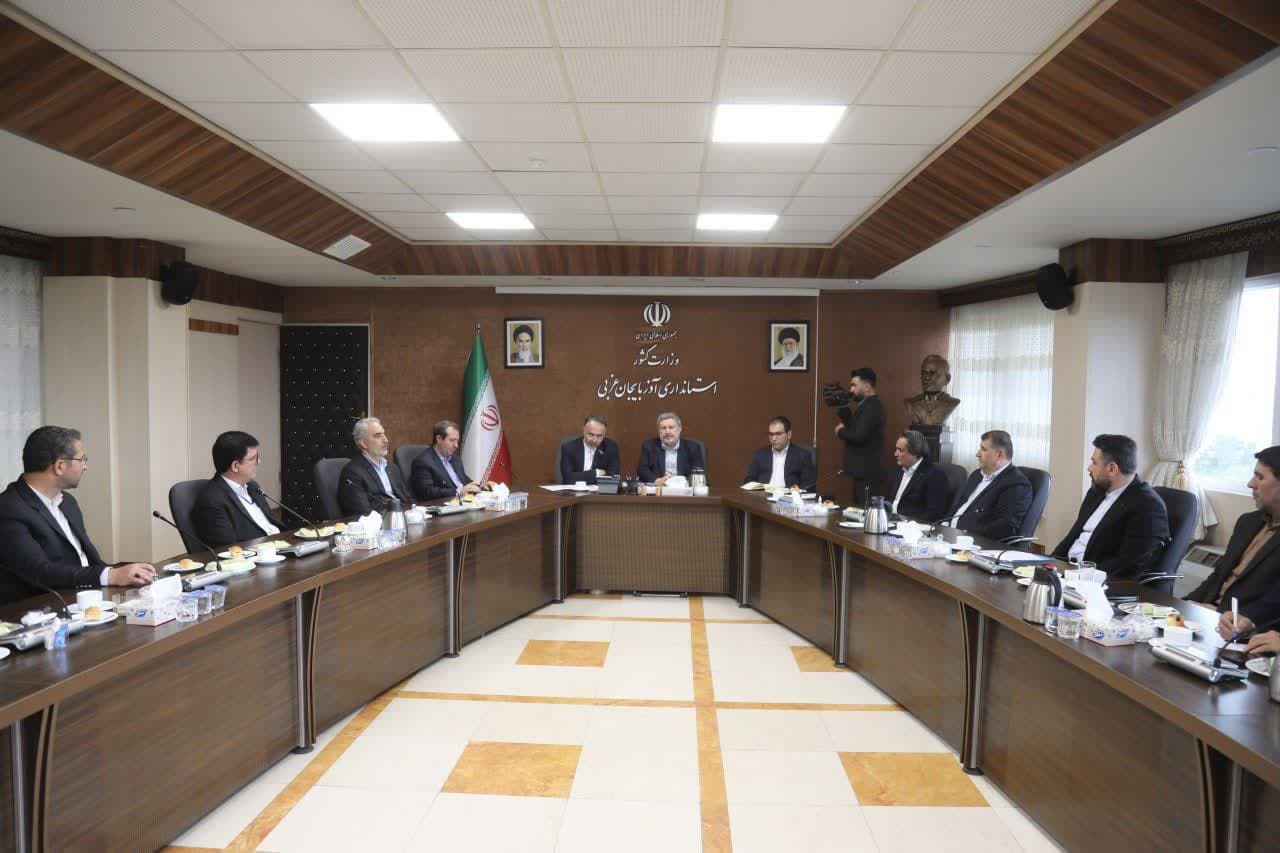 برگزاری نشست رئیس شورای اطلاعرسانی دولت با فرمانداران آذربایجانغربی + تصاویر