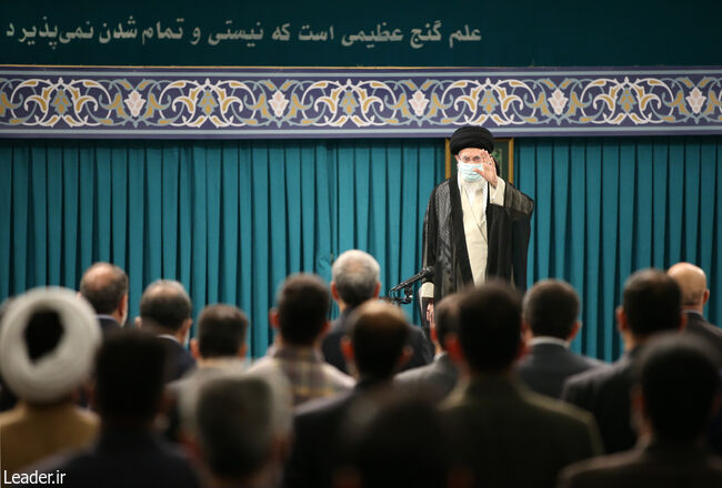 پیشرفت های 40 ساله نشاندهنده صحت تحلیل انقلاب از جهان در مقابل تحلیل غربگراها است