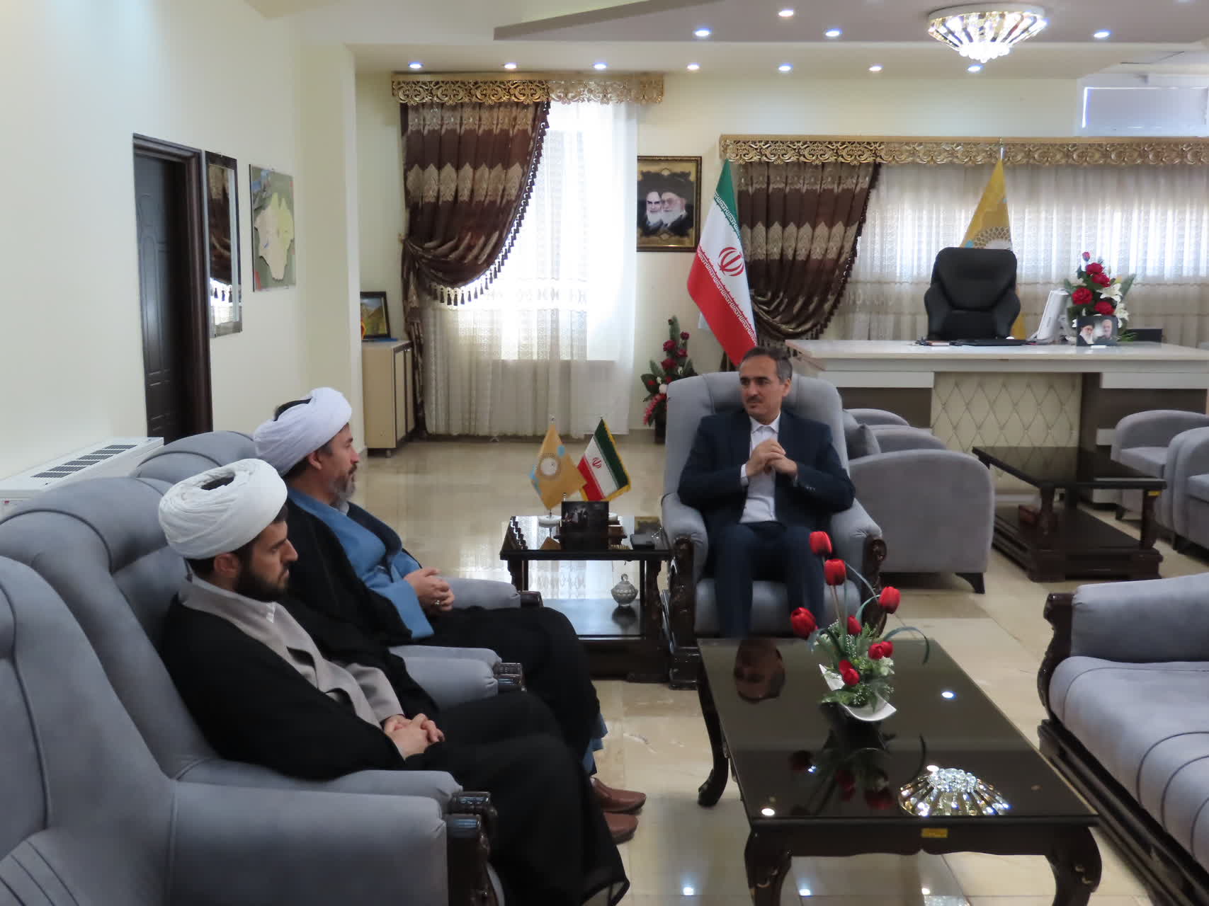 دیدار رییس اوقاف و امورخیریه با فرماندار شهرستان چایپاره