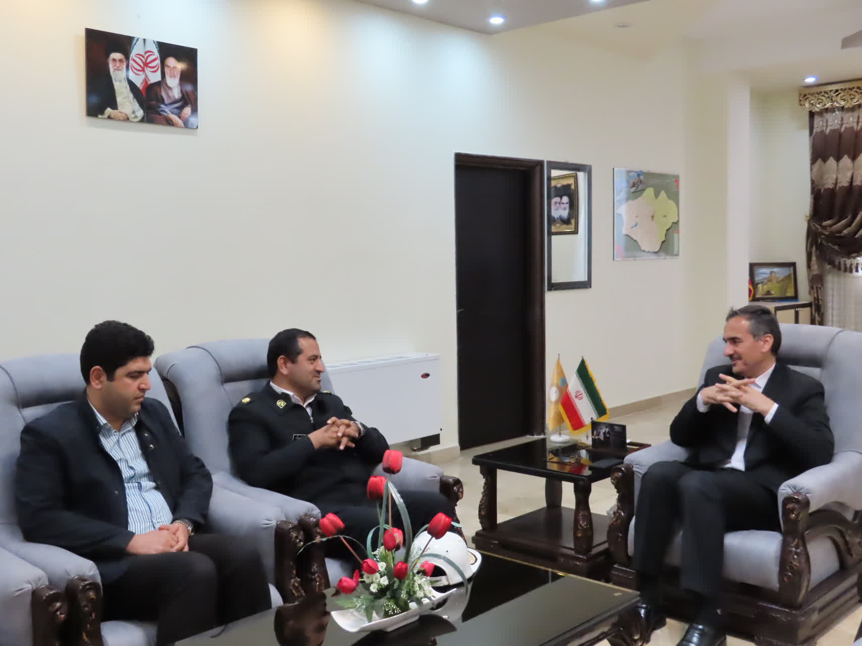 دیدار نوروزی روساء و مدیران دستگاه های اجرایی شهرستان با فرماندار چایپاره