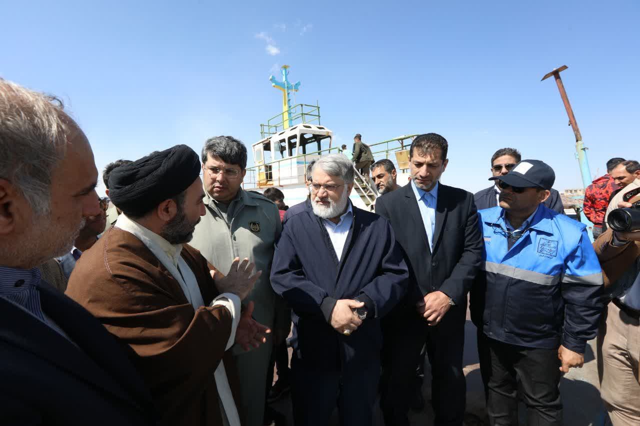 بازدید دبیر کارگروه ملی نجات دریاچه ارومیه از این دریاچه