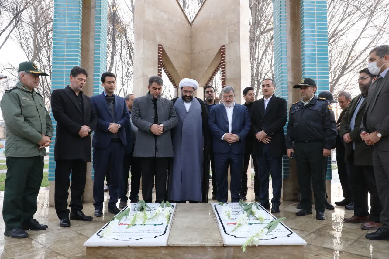 ادای احترام استاندار آذربایجان غربی به مقام شامخ شهدای گمنام شهرستان چایپاره