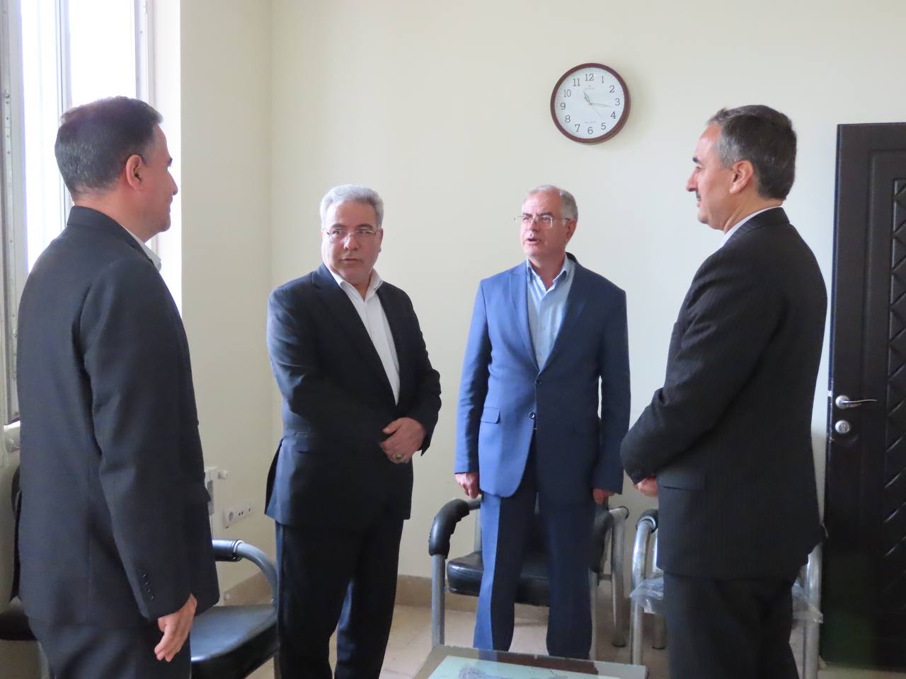 دیدار معاون سیاسی و اجتماعی استاندار آذربایجان غربی با کارکنان فرمانداری
