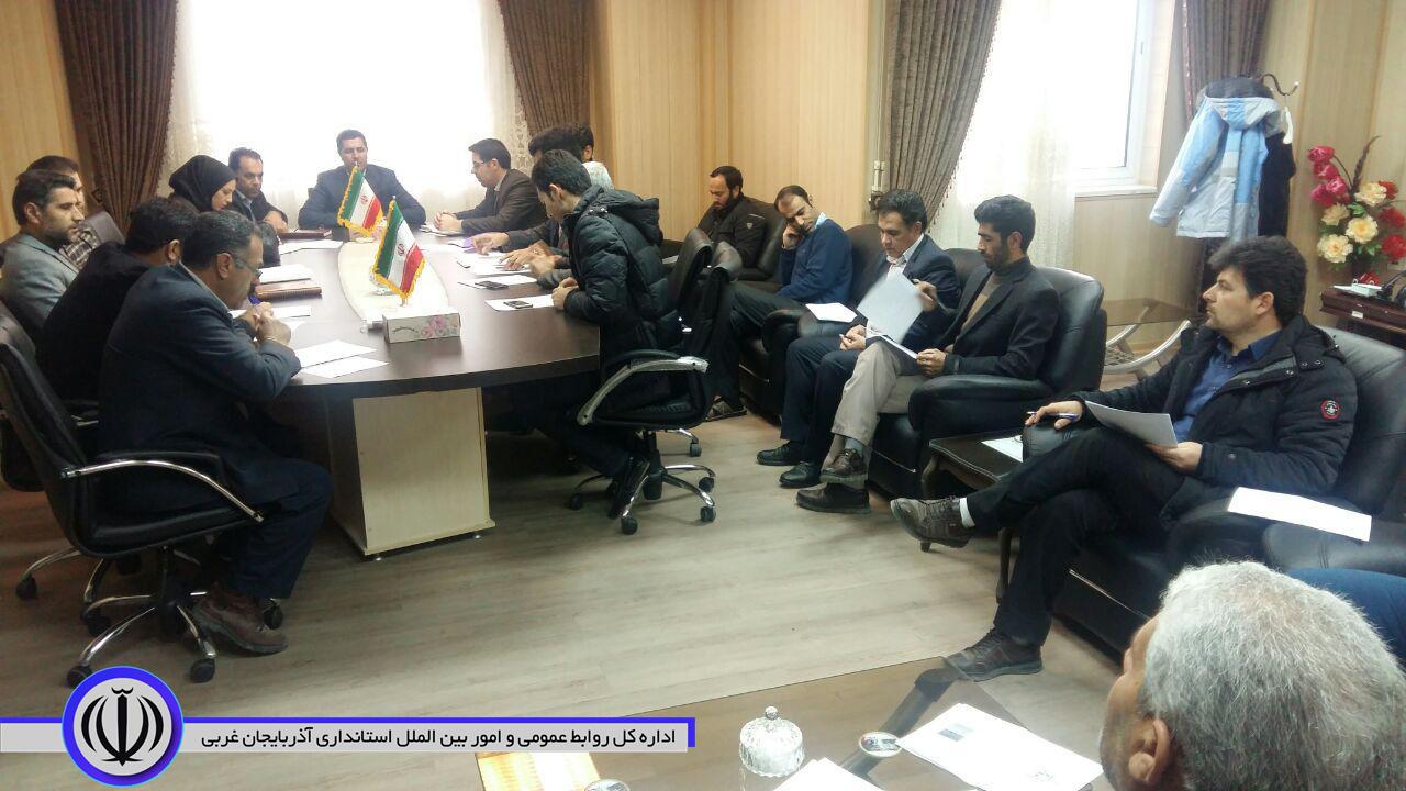 نشست مشورتی دهیاران بخش مرکزی برگزارشد.