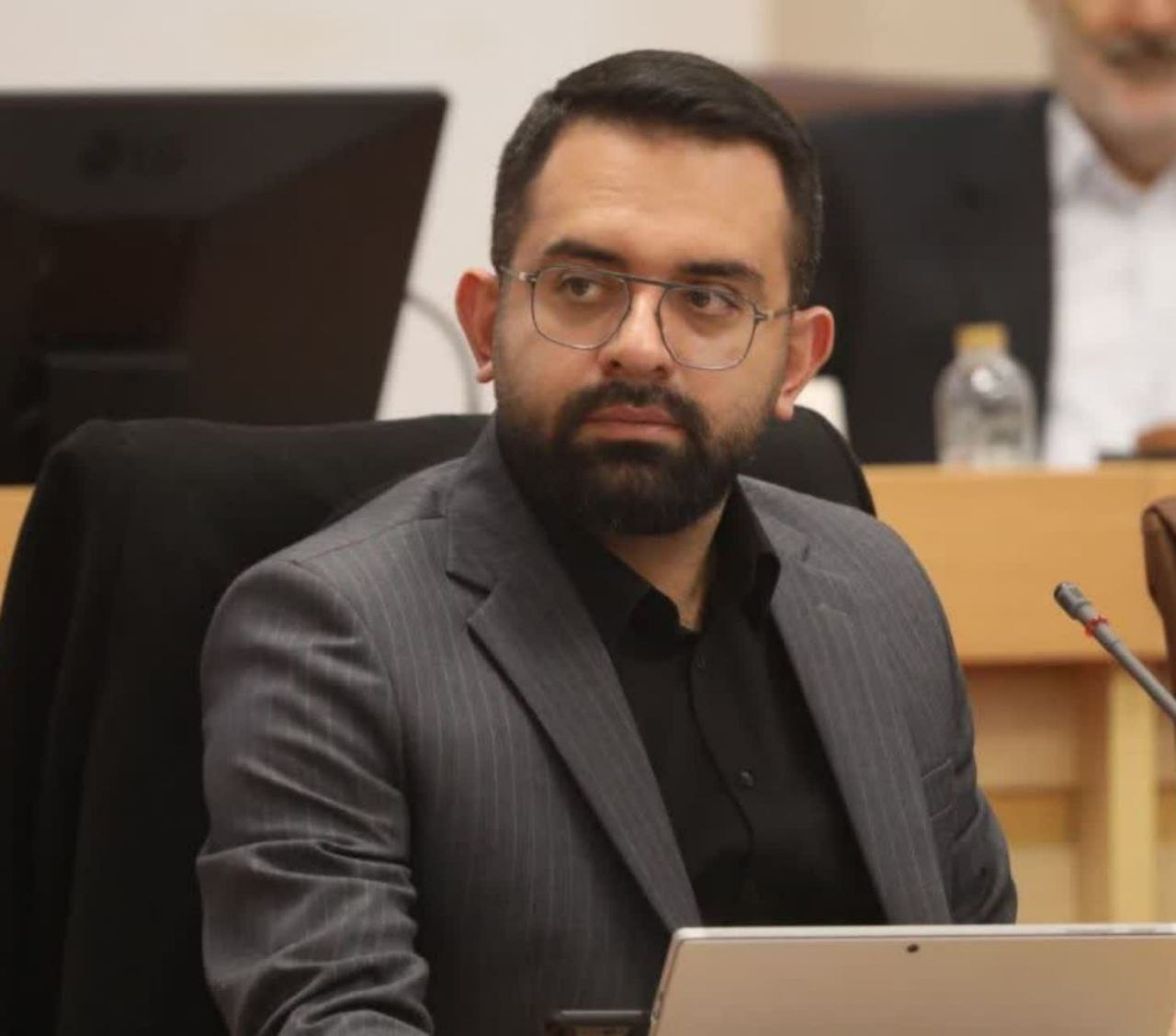 پرواز هواپیمای ماهان در فرودگاه ارومیه دایر شد