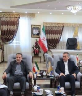 دیدار و گفتگوی مدیر کل کمیته امداد امام خمینی(ره) با فرماندار شهرستان چایپاره