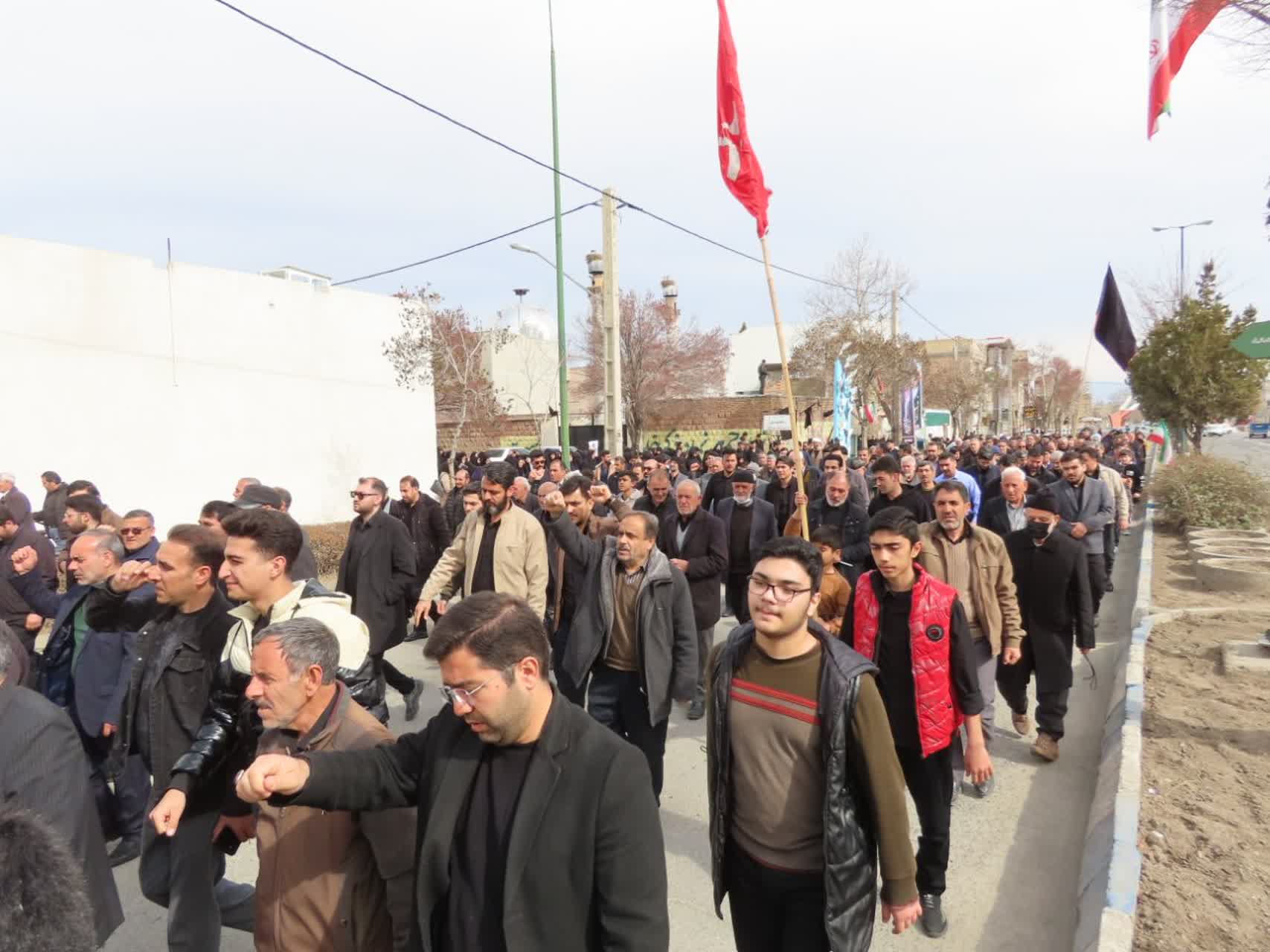 راهپیمایی محکومیت جنایات بی‌سابقه آمریکای جنایتکار و رژیم صهیونسیتی و ابراز ارادت به رهبر شهید انقلاب اسلامی در چایپاره