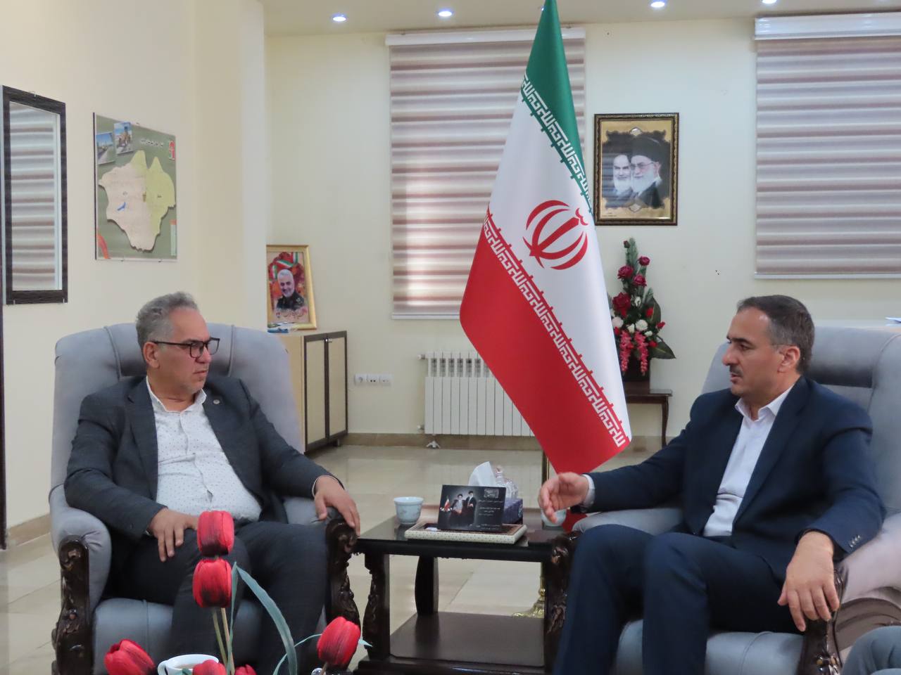 دیدار مدیر امور شعب پست بانک استان با فرماندار شهرستان چایپاره