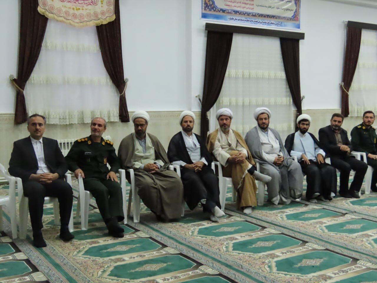 برگزاری نشست مشترک علما ، بزرگان و متنفذین اهل تشیع و تسنن شهرستان چایپاره