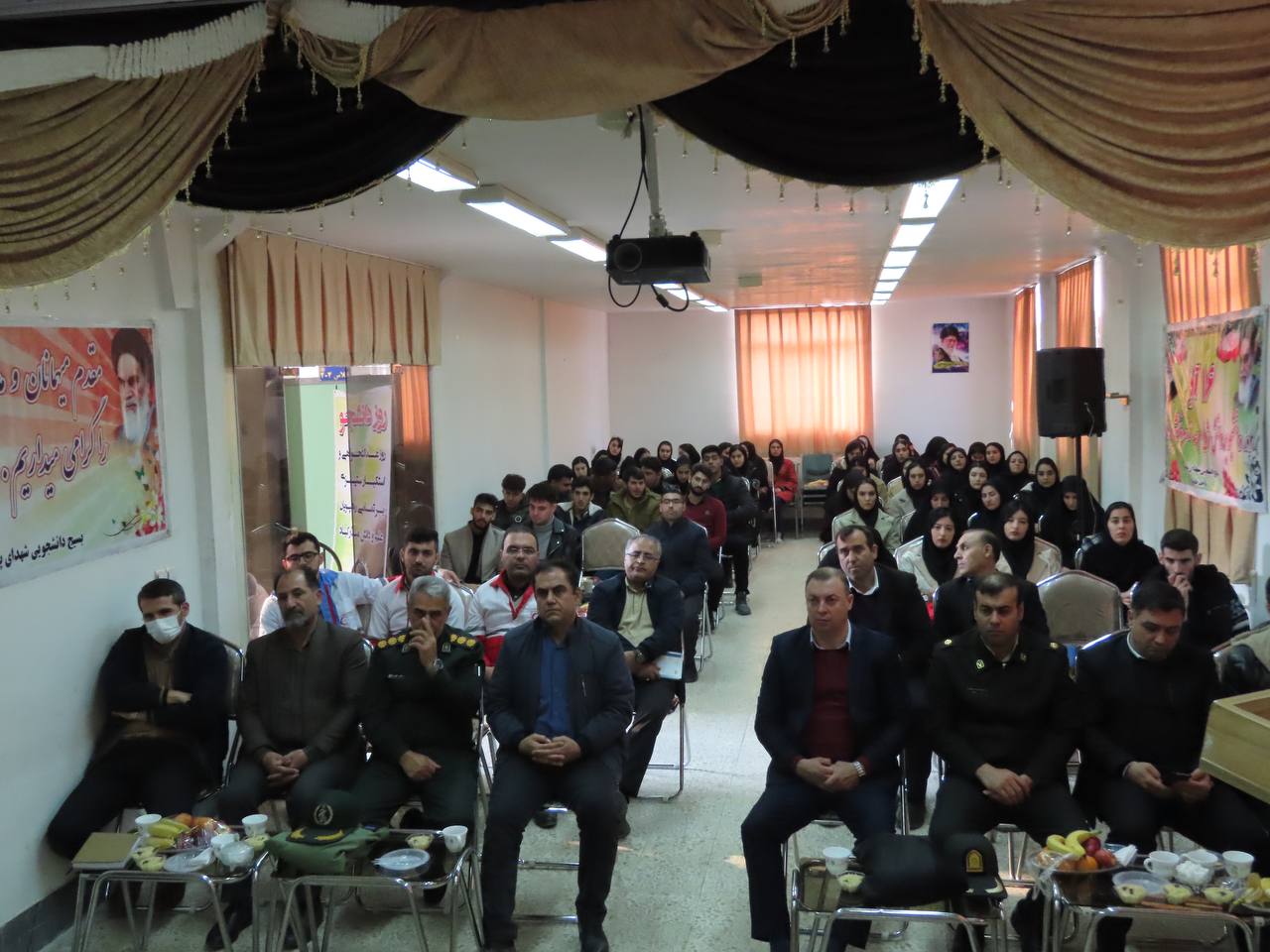 بهمناسبت گرامیداشت 16 آذر روز دانشجو برگزار شد
