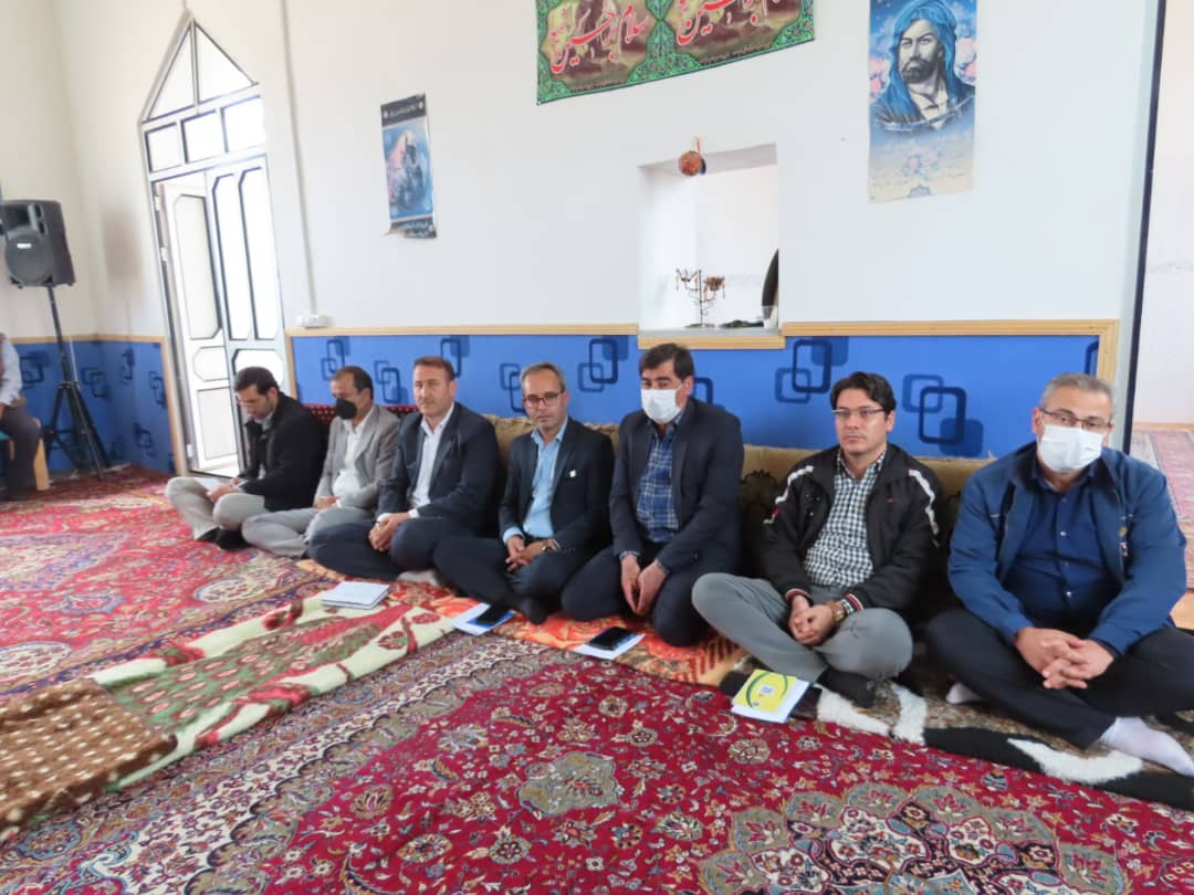 بازدید فرماندار و جمعی از مسئولان شهرستان از روستاهای بخش حاجیلار شهرستان چایپاره