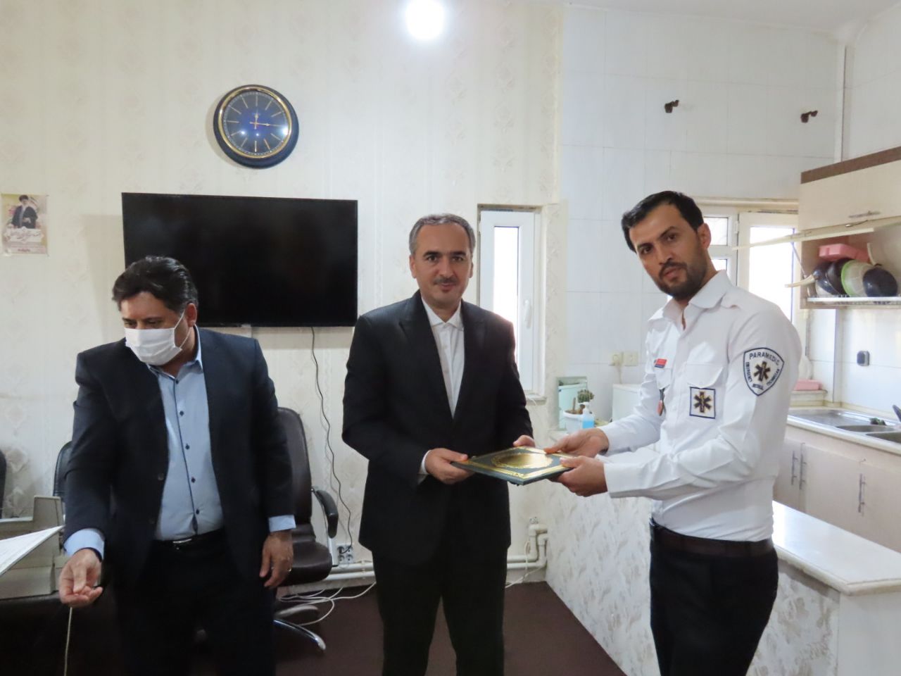 فرماندار شهرستان چایپاره از مرکز حوادث و فوریت های پزشکی بازدید کرد