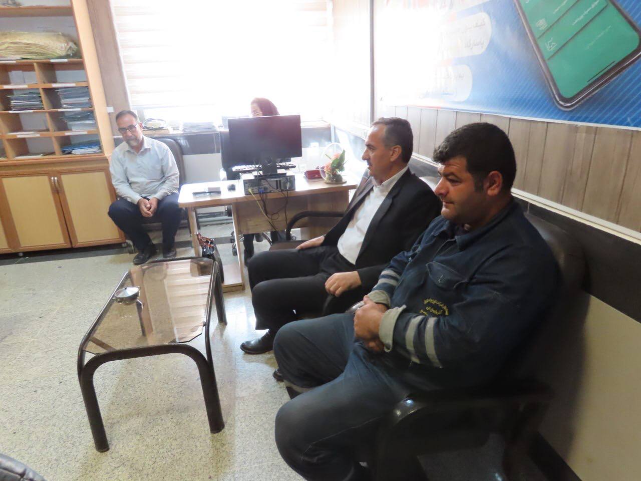 بازدید سرزده سعید شکورزاده فرماندار چایپاره از مدیریت توزیع برق شهرستان