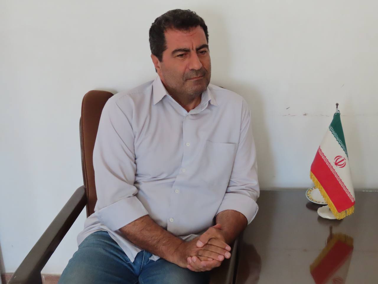بازدید سرزده سعید شکورزاده فرماندار چایپاره از اداره دخانیات شهرستان