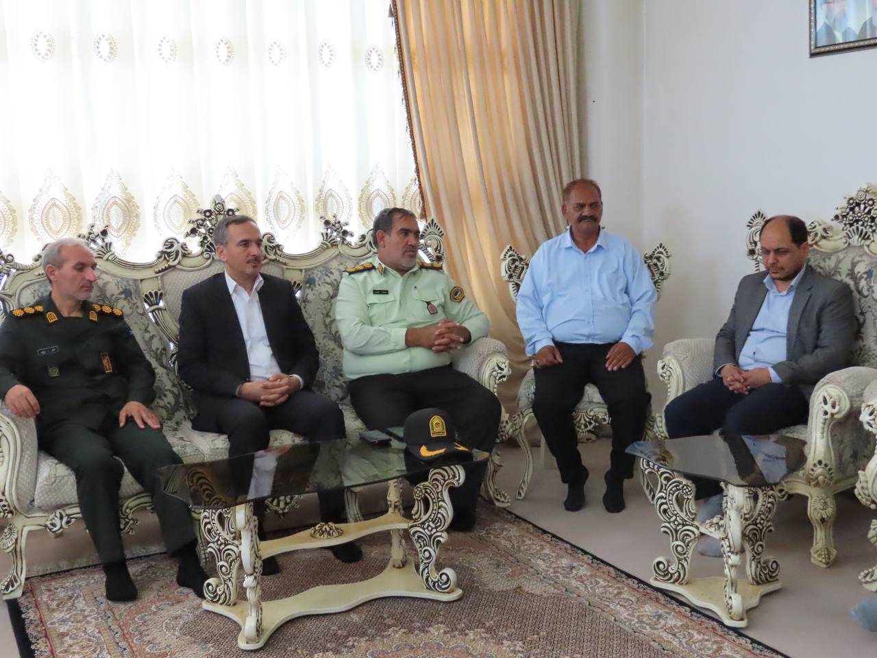 دیدار فرماندار چایپاره با آزادگان سرافراز
