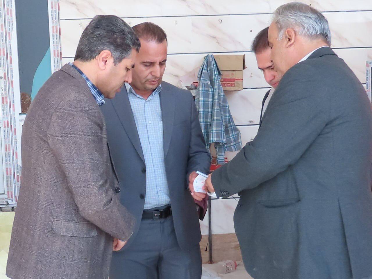 بازدید اعضای کارگروه آرد و نان از نانوایی های سطح شهرستان