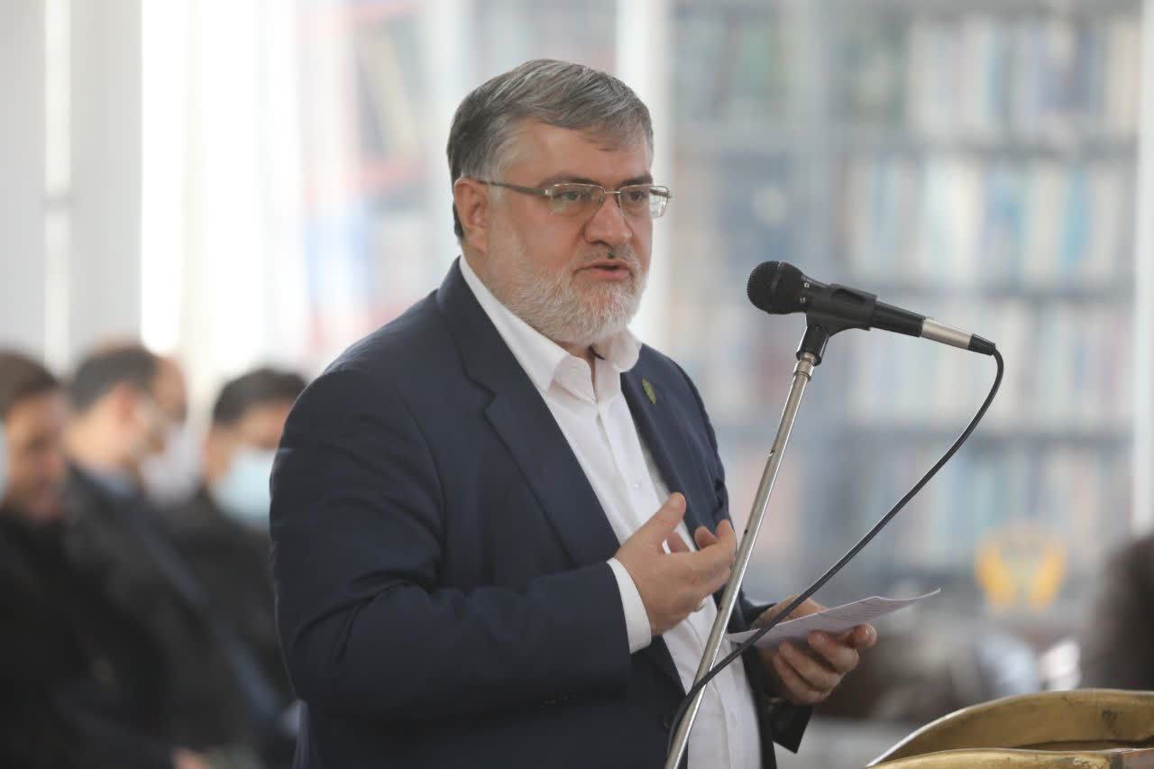 حضور محمدصادق معتمدیان استاندار آذربایجانغربی در جمع مردم روستای چورس
