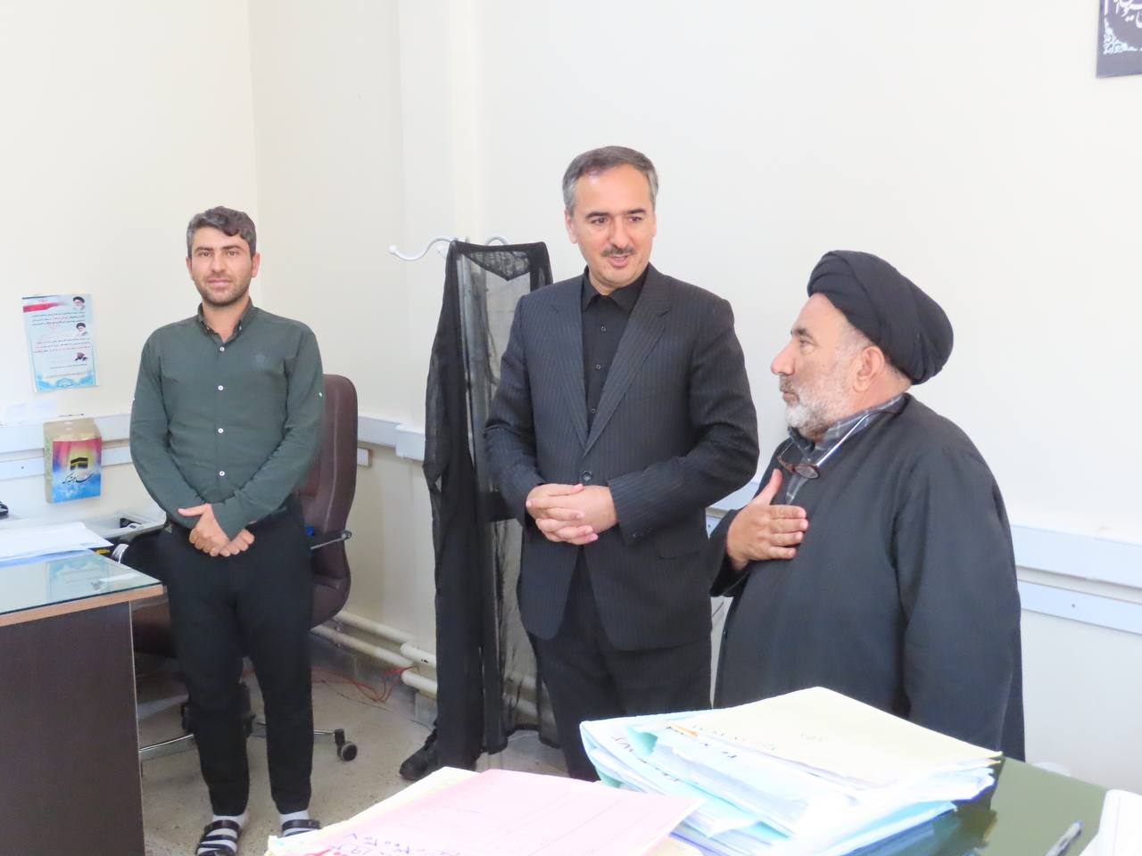 دیدار امام جمعه ، فرماندار و اعضای شورای تأمین با رییس ، قضات و کارکنان حوزه قضائی شهرستان چایپاره