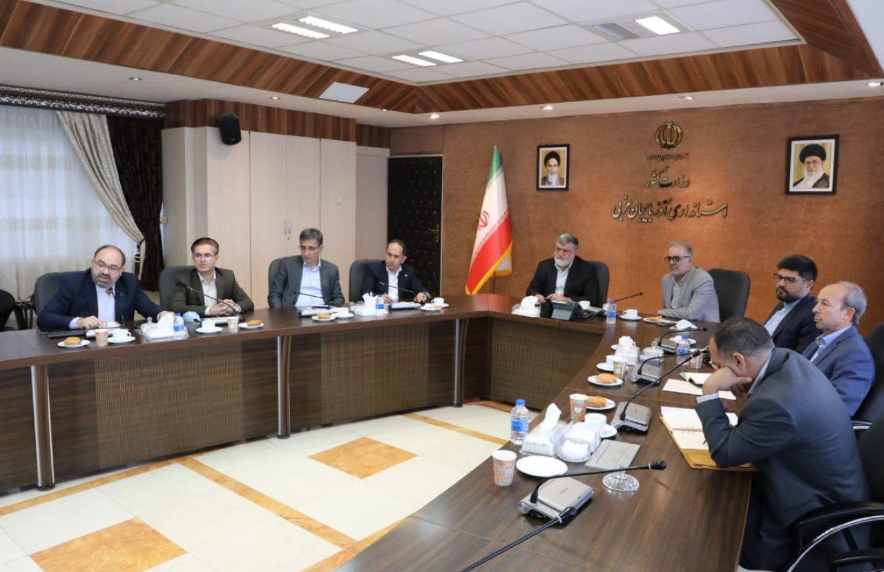 دیدار معاون وزیر صنعت، معدن و تجارت و رئیس سازمان زمینشناسی و اکتشافات معدنی کشور با استاندار آذربایجان