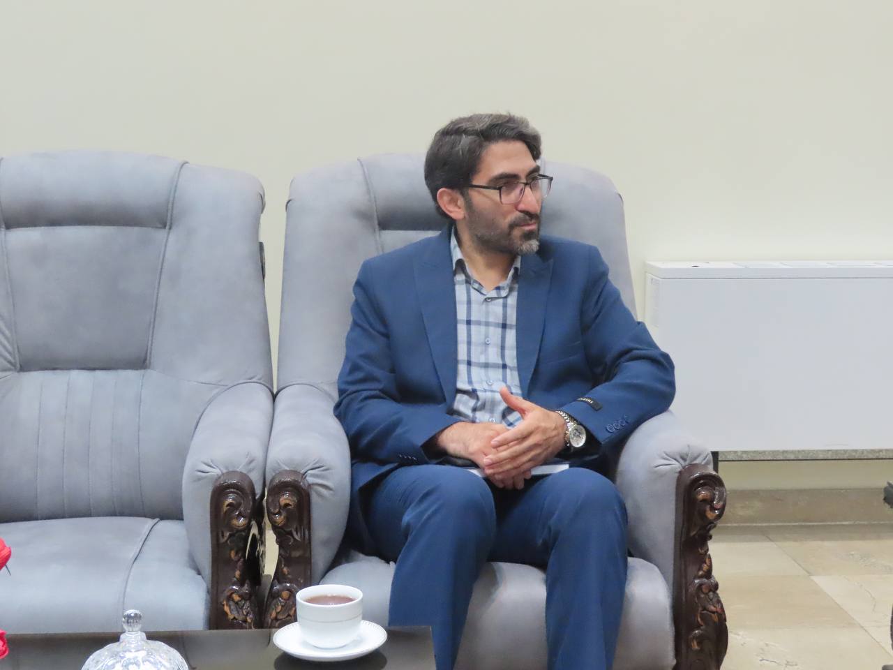 ارائه گزارش عملکرد ششماهه رییس ستاد اقامه نماز شهرستان به فرماندار شهرستان چایپاره