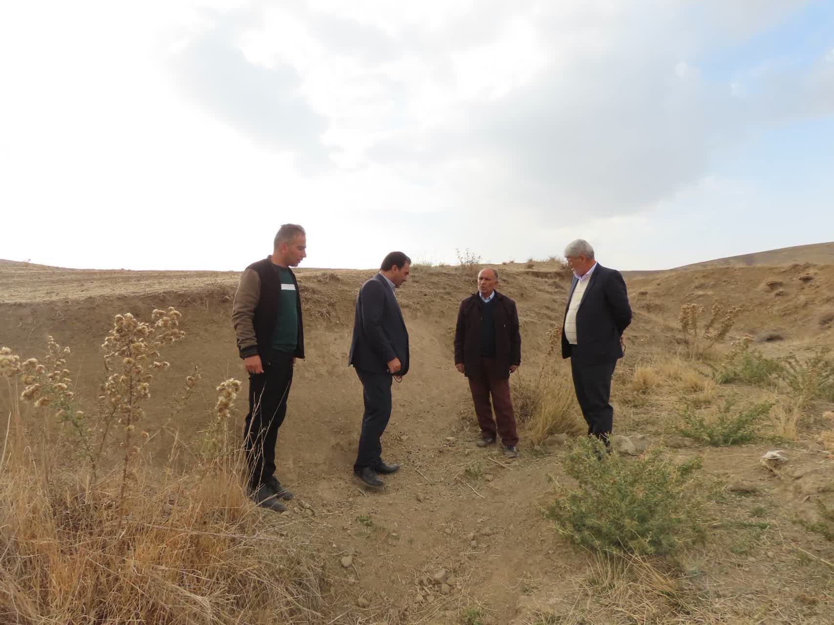 بازدید فرماندار چایپاره از پروژه آبرسانی به روستای قره بویا