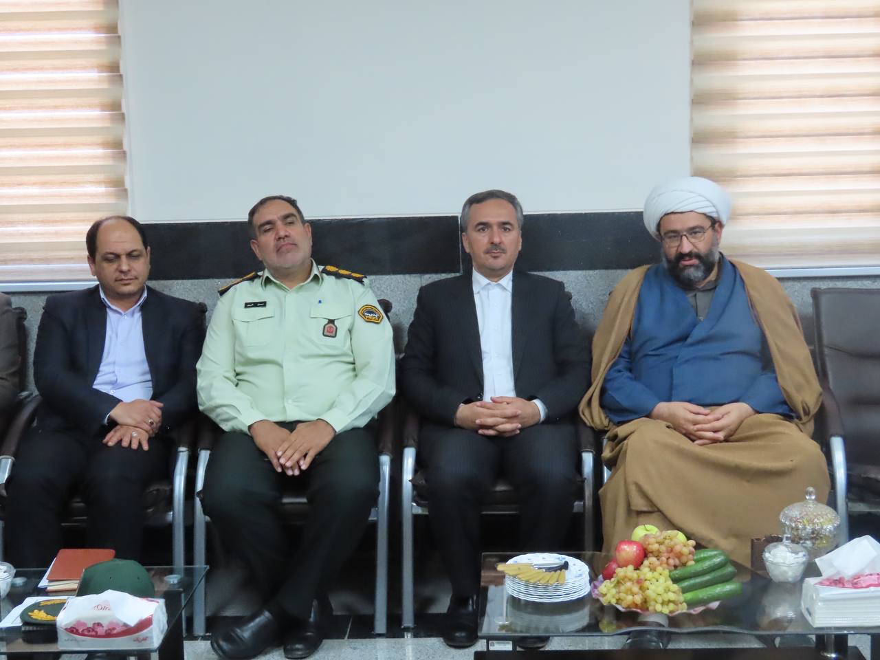 تجلیل فرماندار چایپاره از فرمانده انتظامی شهرستان