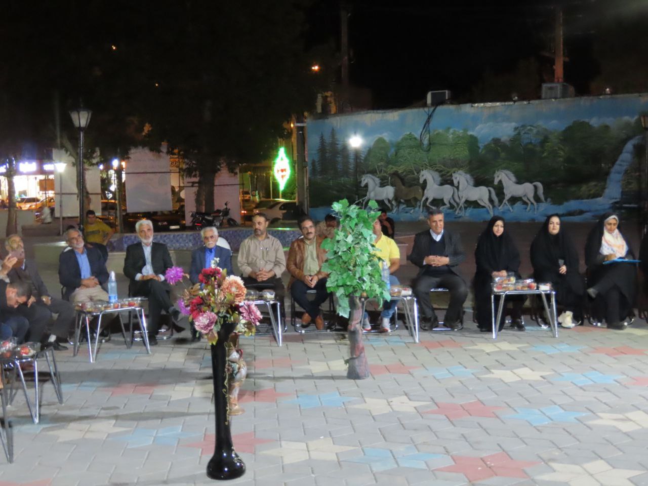 برگزاری مراسم شب شعر به مناسبت هفته دفاع مقدس