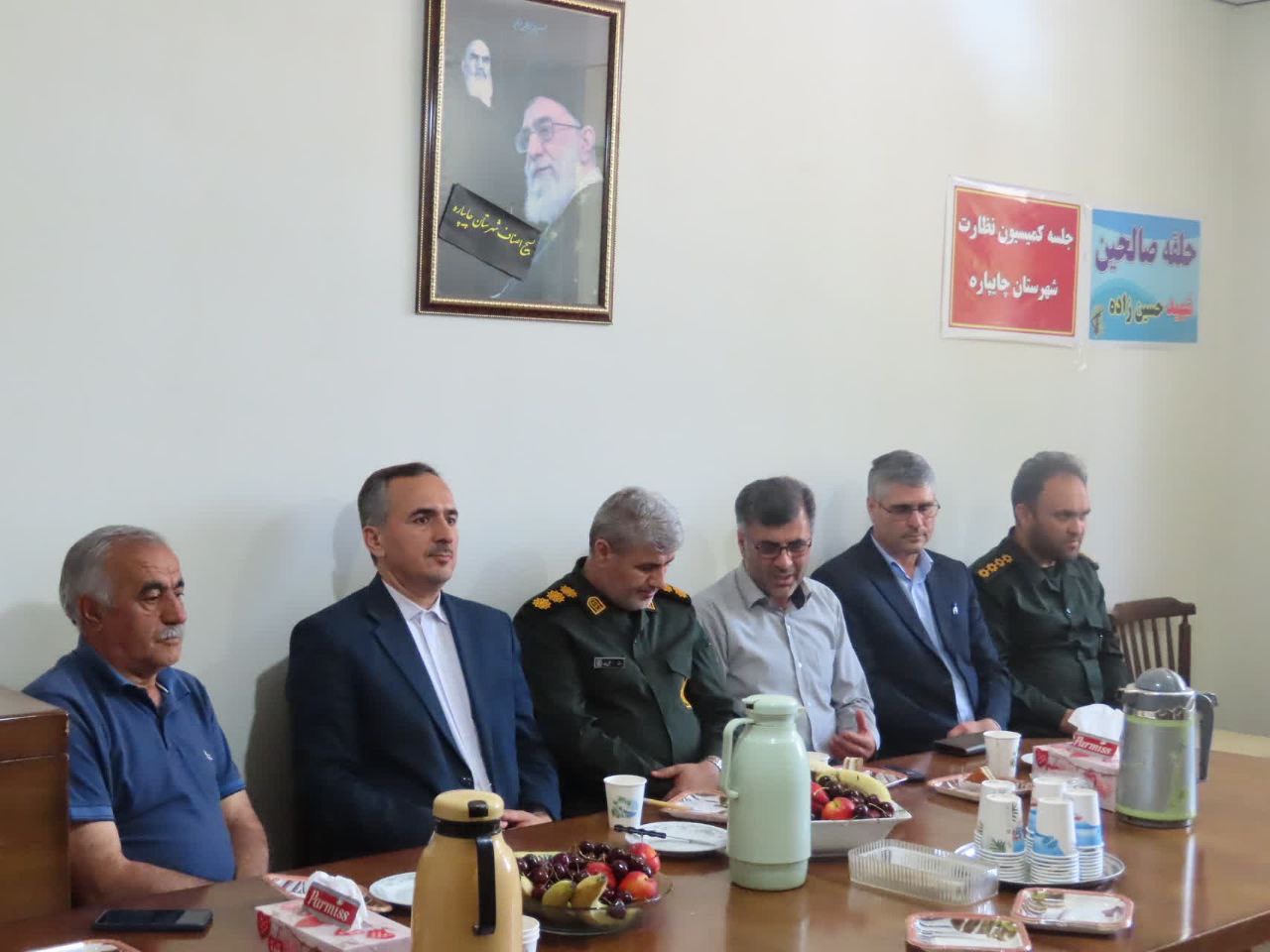 حضور سعید شکورزاده فرماندار شهرستان چایپاره در اتاق اصناف و تبریک روز ملی اصناف