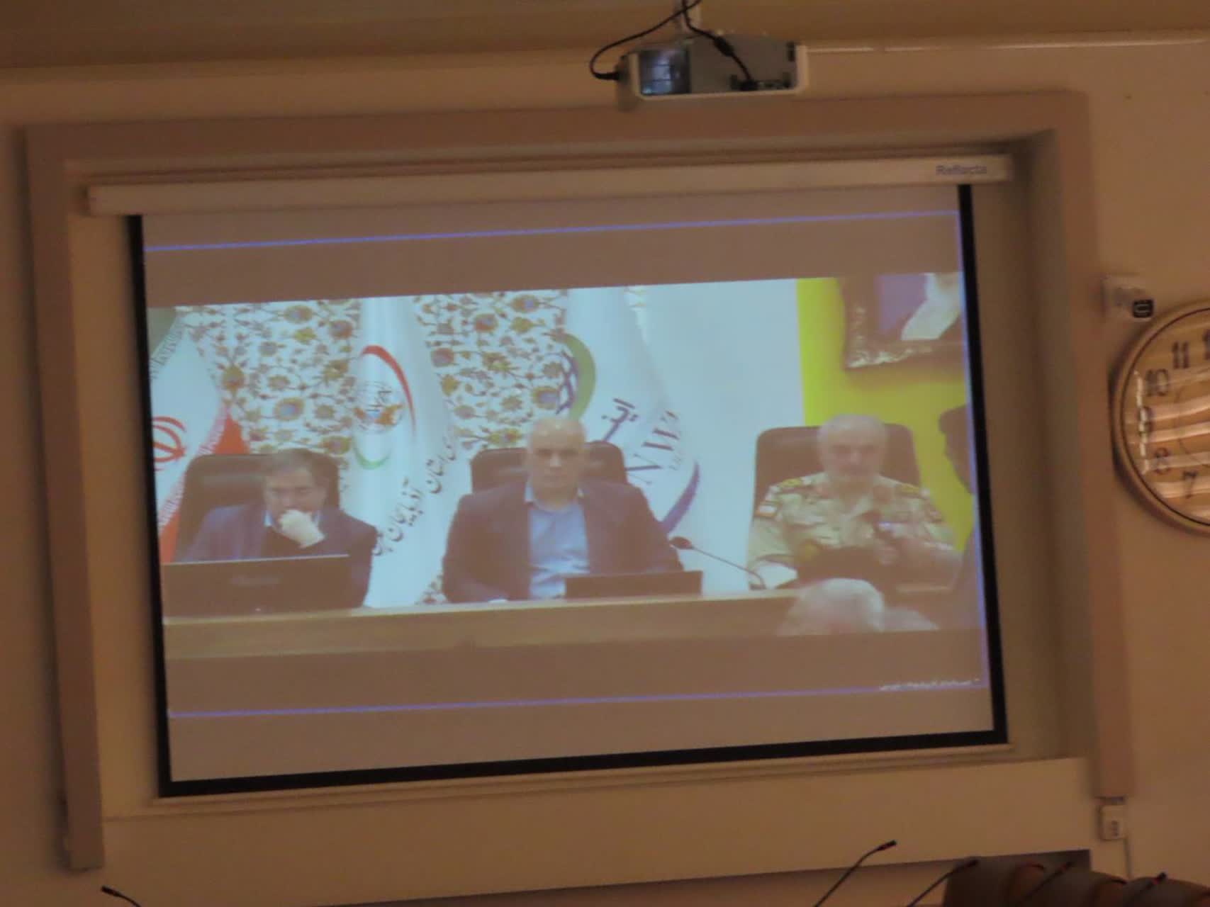 به ریاست استاندار آذربایجان‌غربی انجام شد؛ برگزاری جلسه ستاد توسعه فرصت‌های اقتصادی مرز آذربایجان‌غربی