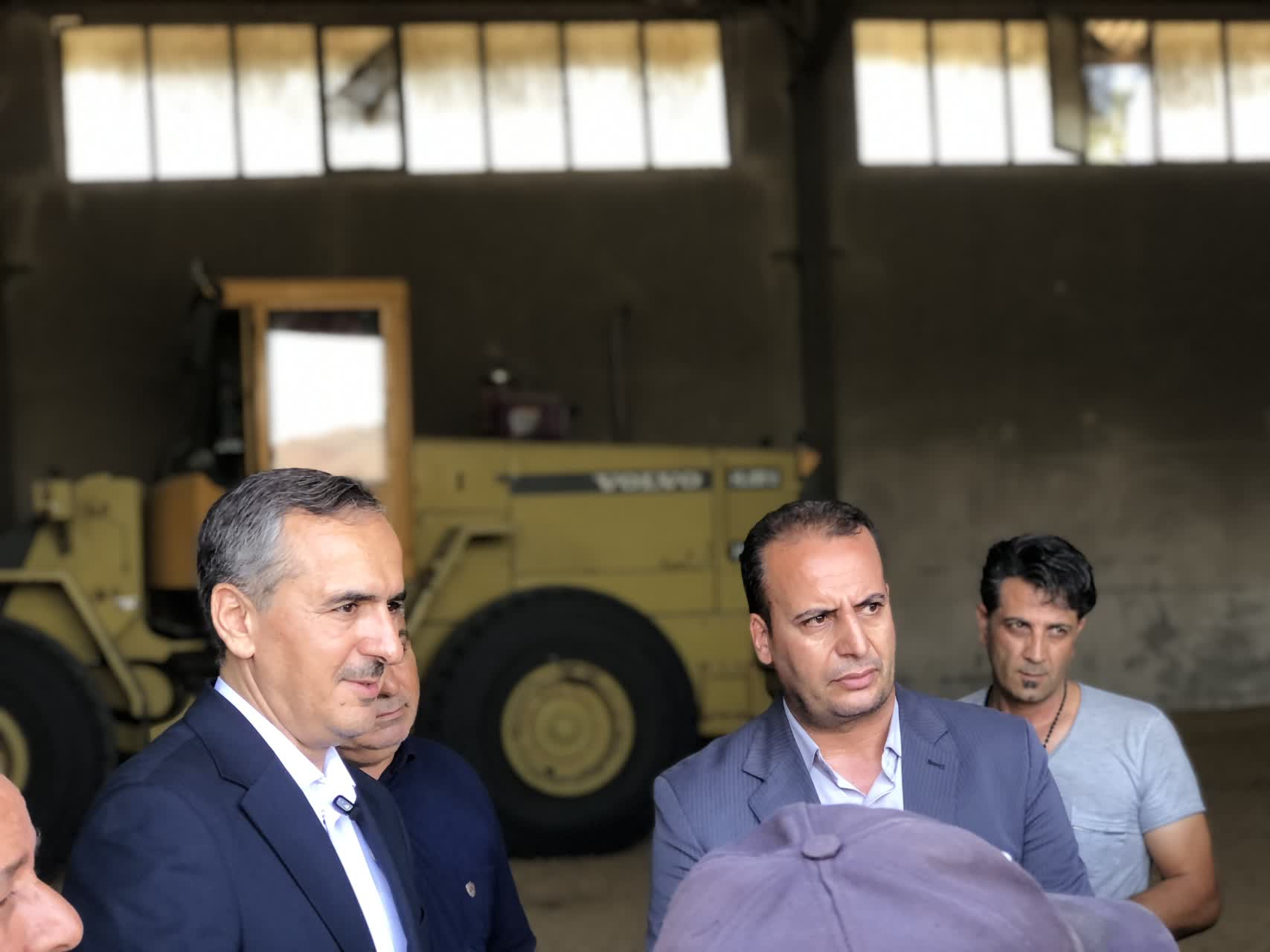 بازدید میدانی فرماندار از مرکز خرید گندم در شهرستان چایپاره