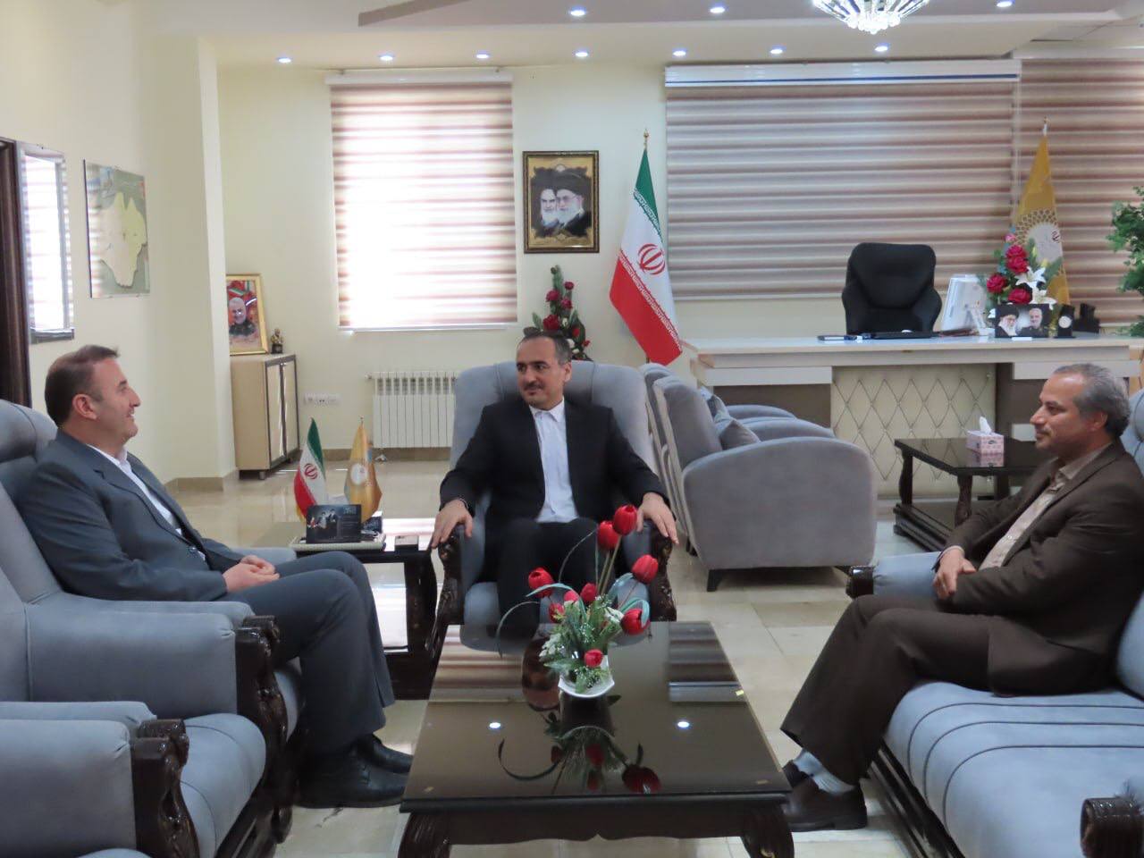 دیدار نوروزی روساء و مدیران دستگاه های اجرایی شهرستان با فرماندار چایپاره