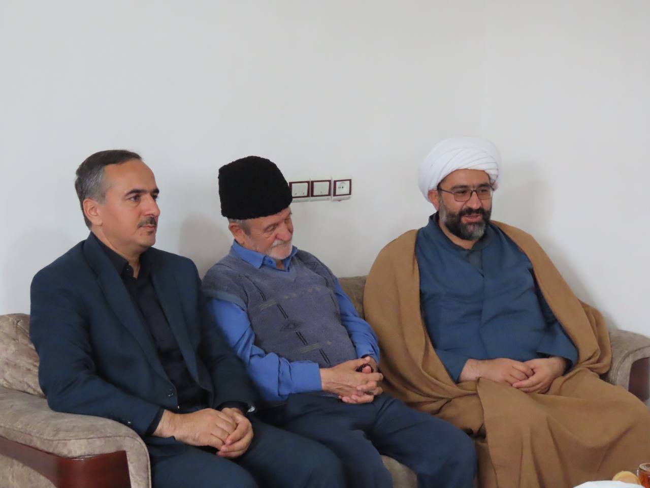 بهمناسبت هفته نیروی انتظامی صورت پذیرفت: دیدار با جانباز بسیجی