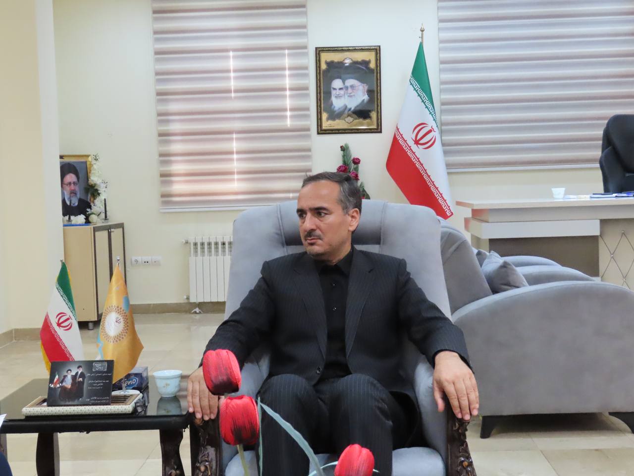 دیدار رییس و کارکنان سازمان تأمین اجتماعی شعبه چایپاره با فرماندار شهرستان