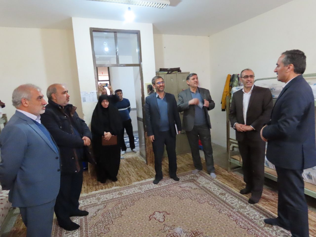 بازدید فرماندار شهرستان چایپاره از دبیرستان شبانه روزی خلیج فارس حاجیلار