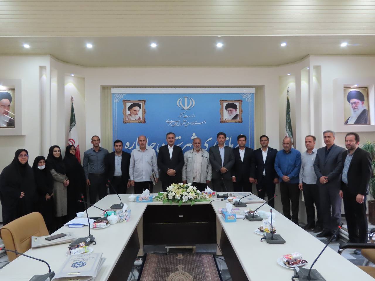 جلسه انجمن کتابخانه های عمومی شهرستان چایپاره