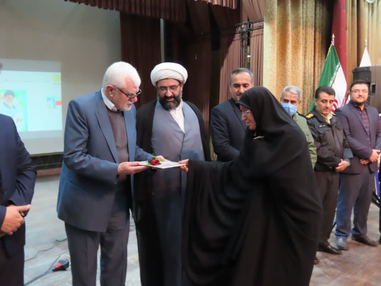 حضور پر رنگ مدیران ستادی و اجرائی شهرستان چایپاره در کنار دانشجویان