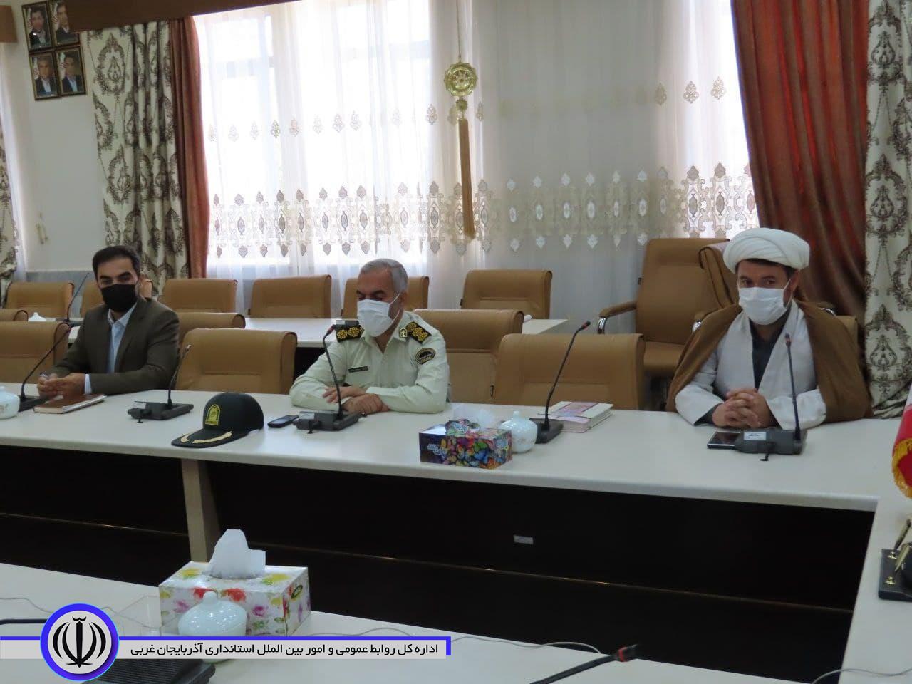 پنجاه و سومین جلسه ستاد پیشگیری و مبارزه با کرونا در شهرستان چایپاره برگزار شد.