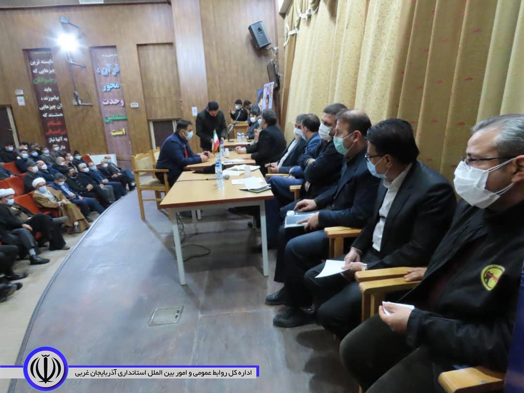 برگزاری جلسه دیدار مردمی سعید شکورزاده فرماندار شهرستان چایپاره ، دکترعادل نجف زاده نماینده مردم شهرستان های خوی و چایپاره در مجلس شورای اسلامی و روساء و مدیران شهرستان با شهروندان محترم شهرستان چایپا