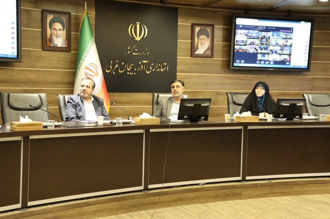 جلسه ستاد خانواده و جوانی جمعیت استان با حضور فرماندار شهرستان چایپاره