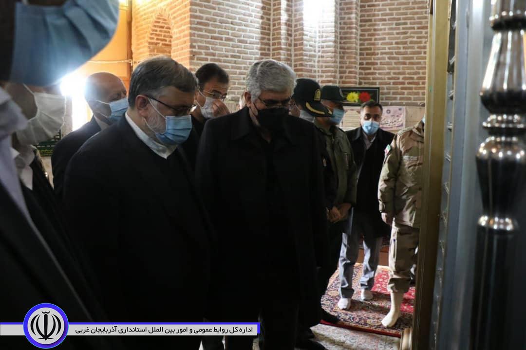 ادای احترام استاندار آذربایجان غربی به شهدای دشت چالدران