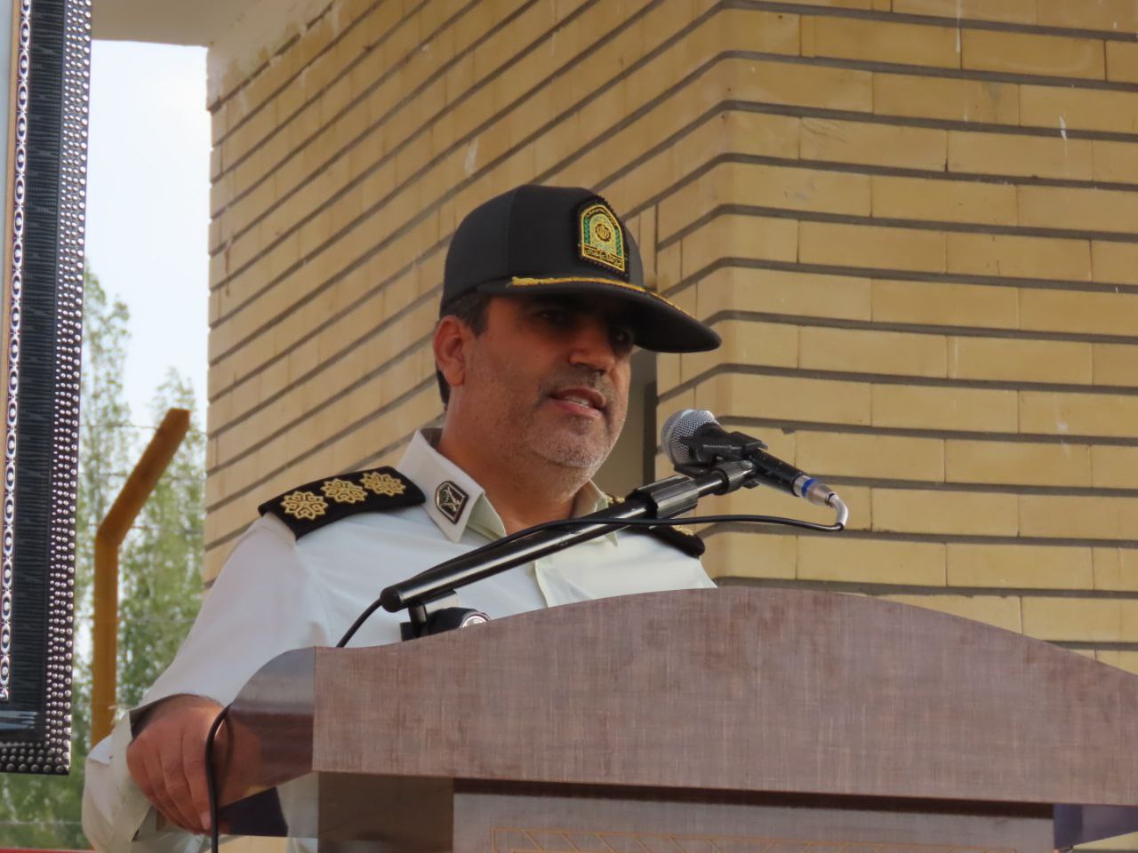 مراسم صبحگاه مشترک نیروهای نظامی ، انتظامی و بسیج در شهرستان چایپاره برگزار شد