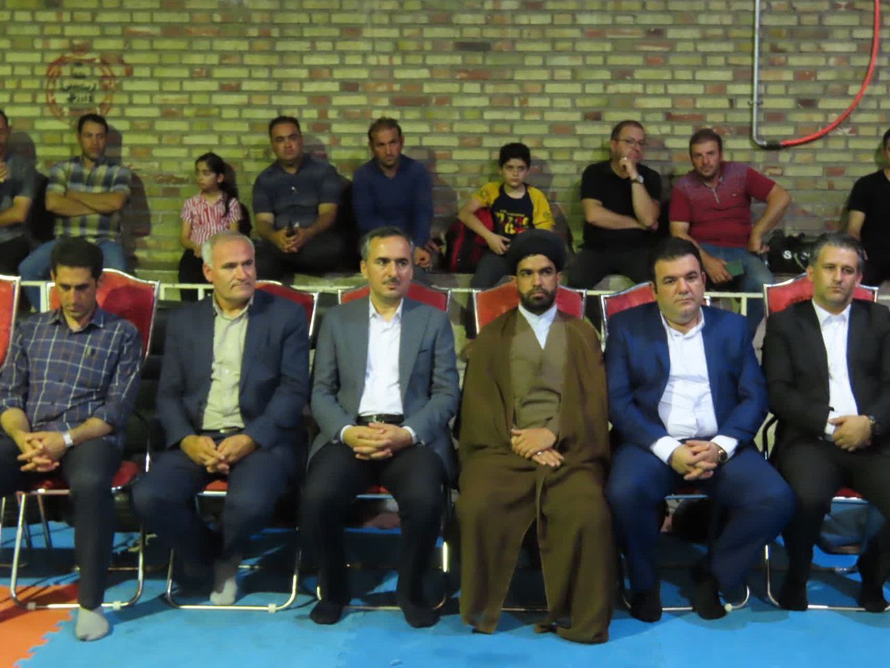 مراسم تجلیل از برگزیدگان مسابقات استانی گراپلینگ،کیک بوکسینگ