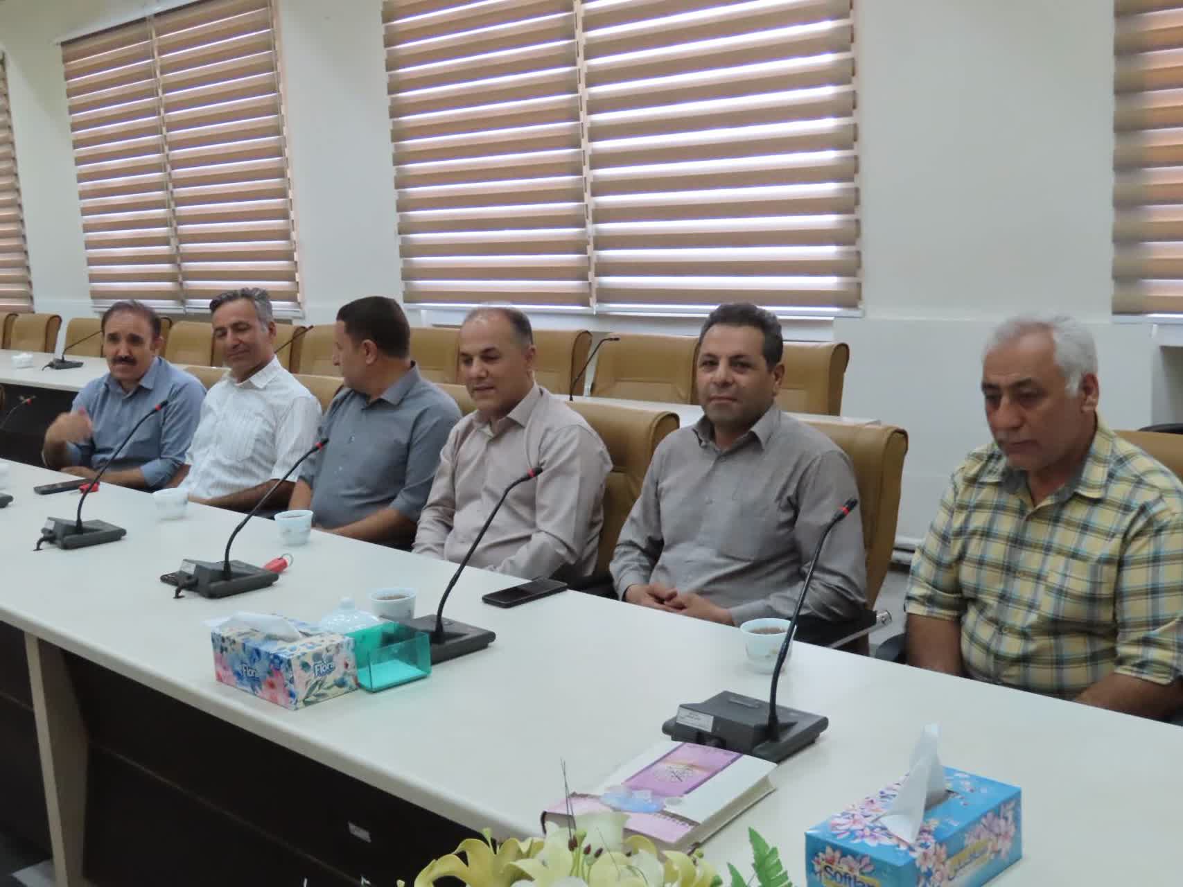 دیدار جمعی از پیشکسوتان هیأت فوتبال شهرستان با سرپرست فرمانداری چایپاره جهت تبریک انتصاب ایشان