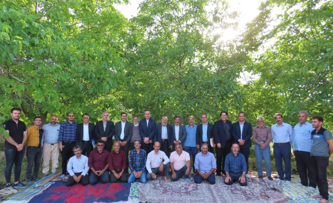 بازدید فرماندار و جمعی از مسئولان شهرستان از روستای خانقاه قوزلور بخش مرکزی