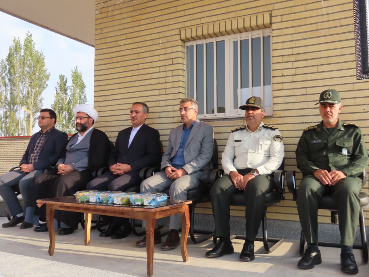 مراسم صبحگاه مشترک نیروهای نظامی ، انتظامی و بسیج در شهرستان چایپاره برگزار شد