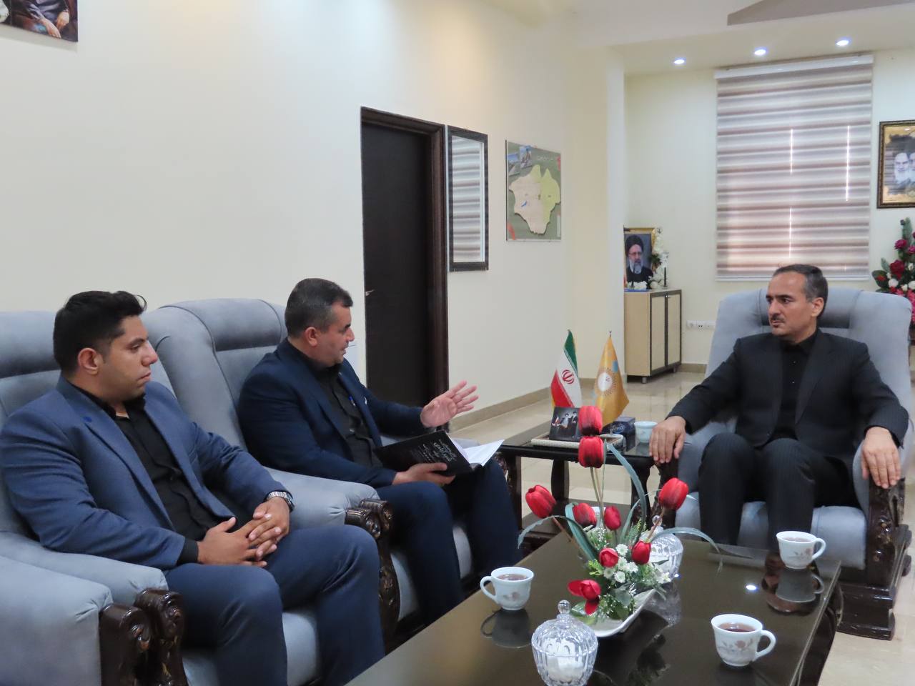دیدار رییس و کارکنان سازمان تأمین اجتماعی شعبه چایپاره با فرماندار شهرستان