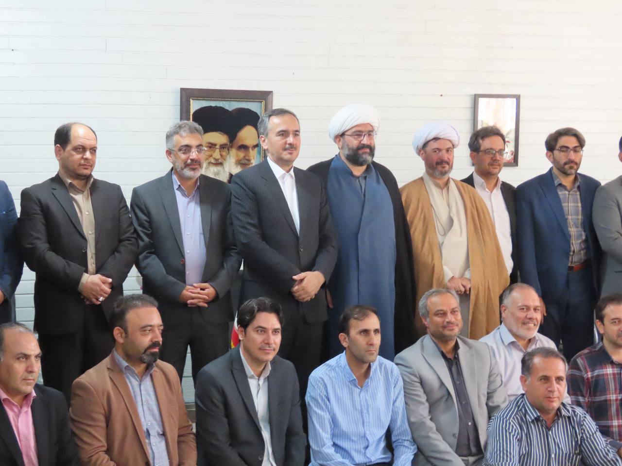 دیدار فرماندار و اعضای شورای اداری با امام جمعه شهرستان