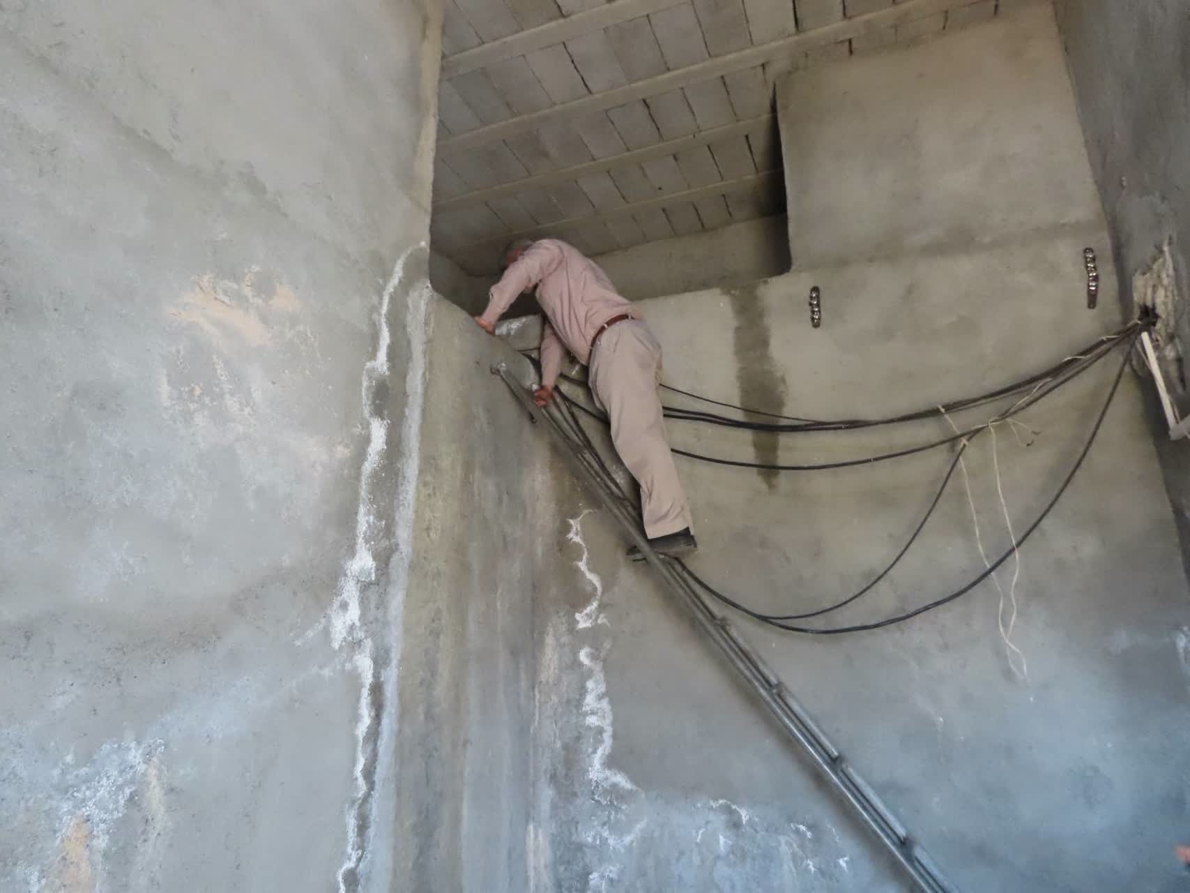 بازدید فرماندار چایپاره از ایستگاه پمپاژ آب شرب روستاهای محور تاج خاتون ، قوچاش و پیریادگار