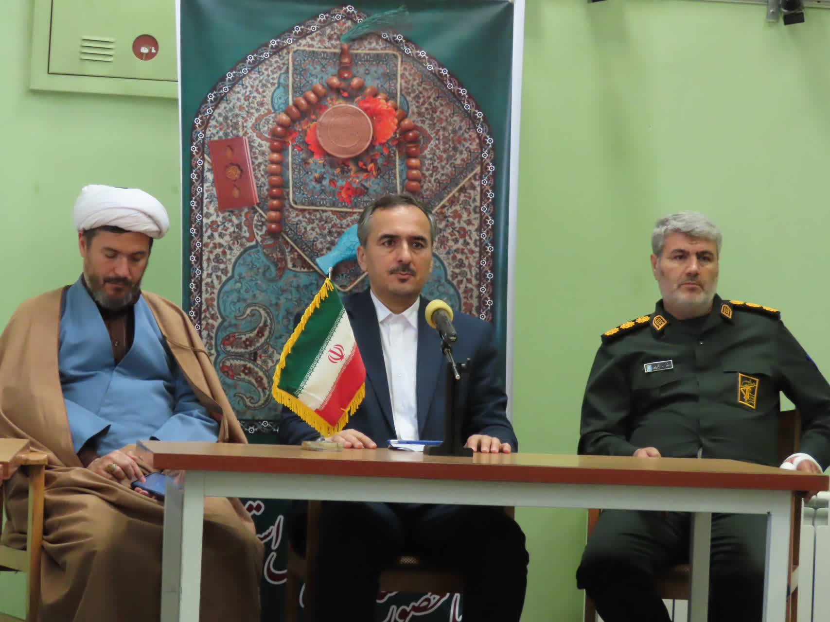 برگزاری جشنواره شعر نماز در چایپاره