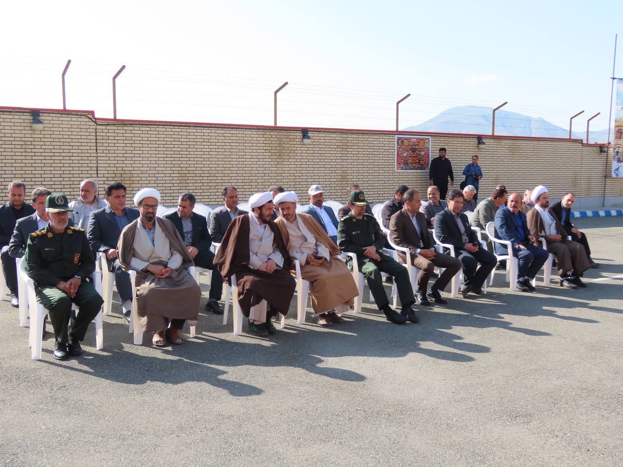 مراسم صبحگاه مشترک نیروهای نظامی ، انتظامی و بسیج در شهرستان چایپاره برگزار شد